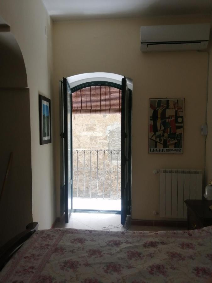 Casa Vacanze, In Centro Citta Caltanissetta Exterior photo
